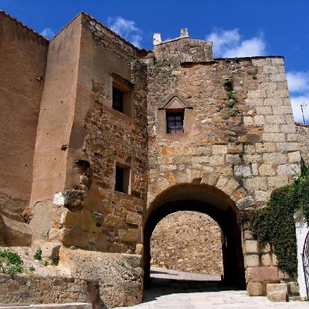 Apartamento Turistico Muralla De Касерес Экстерьер фото